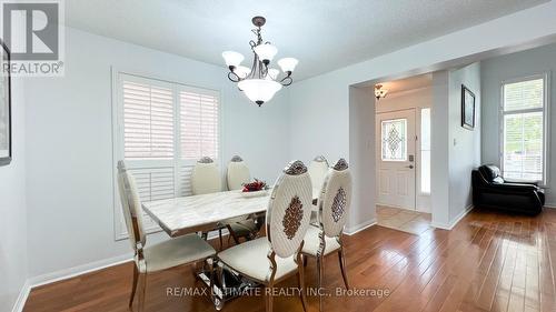 2598 Dashwood Drive, Oakville (West Oak Trails), ON - Indoor Photo Showing Dining Room