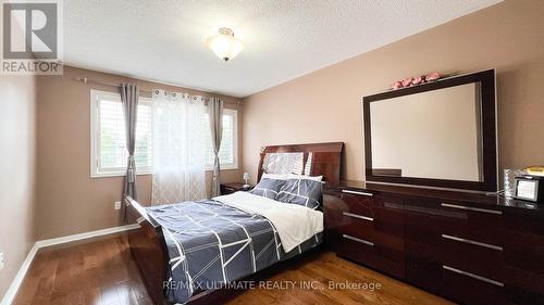 2598 Dashwood Drive, Oakville, ON - Indoor Photo Showing Bedroom