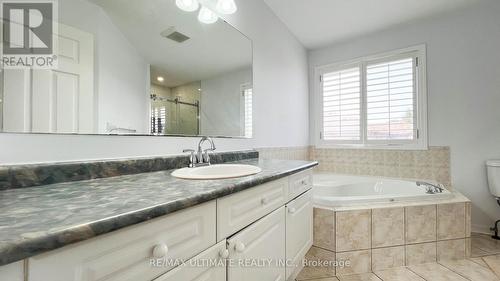 2598 Dashwood Drive, Oakville (West Oak Trails), ON - Indoor Photo Showing Bathroom