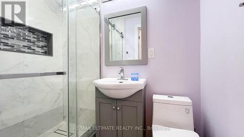 2598 Dashwood Drive, Oakville (West Oak Trails), ON - Indoor Photo Showing Bathroom