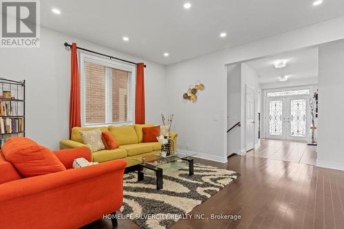 86 Bear Run Road, Brampton, ON - Indoor Photo Showing Living Room