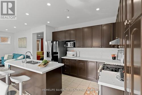 86 Bear Run Road, Brampton (Credit Valley), ON - Indoor Photo Showing Kitchen With Double Sink With Upgraded Kitchen