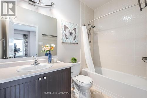 13 Hua Du Avenue, Markham, ON - Indoor Photo Showing Bathroom