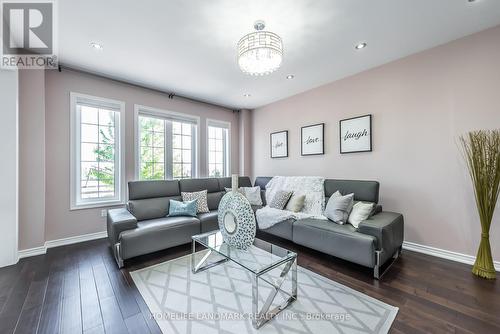 13 Hua Du Avenue, Markham, ON - Indoor Photo Showing Living Room