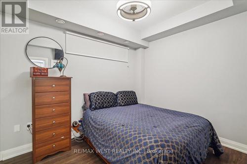 F1101 - 32 Coles Avenue, Vaughan (Vaughan Grove), ON - Indoor Photo Showing Bedroom