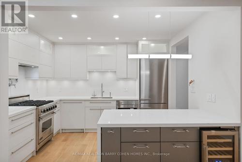 9 Gilgorm Road, Toronto (Forest Hill North), ON - Indoor Photo Showing Kitchen With Upgraded Kitchen