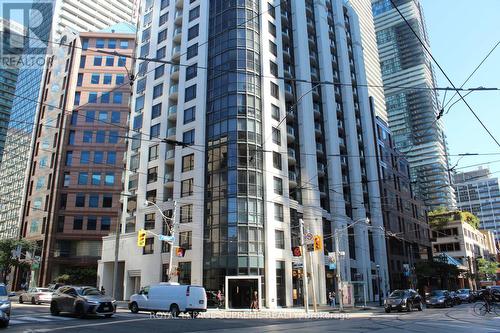 210 - 801 Bay Street, Toronto, ON - Outdoor With Facade