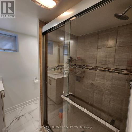 4508 Ryerson Crescent, Niagara Falls, ON - Indoor Photo Showing Bathroom