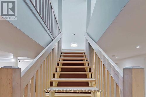 34 Groveland Crescent, Toronto (Parkwoods-Donalda), ON - Indoor Photo Showing Other Room