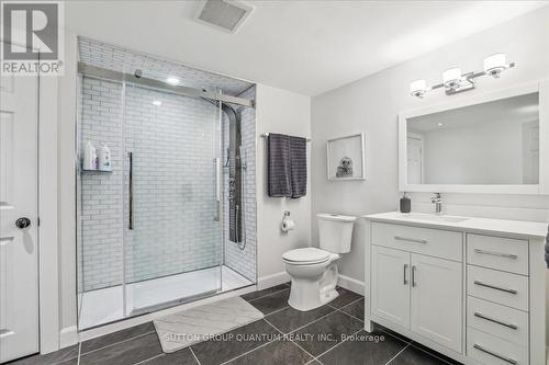 68 Wyngate Avenue, Hamilton (Stoney Creek), ON - Indoor Photo Showing Bathroom