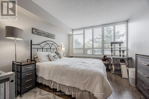 312 - 22 Clarissa Drive, Richmond Hill (Harding), ON - Indoor Photo Showing Bedroom