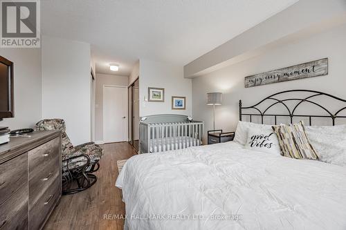 312 - 22 Clarissa Drive, Richmond Hill (Harding), ON - Indoor Photo Showing Bedroom