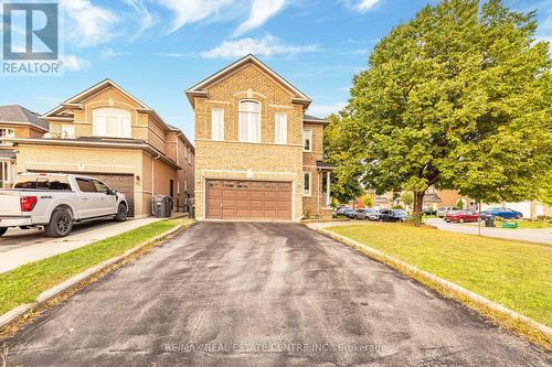 295 Morningmist Street, Brampton (Sandringham-Wellington), ON - Outdoor With Facade