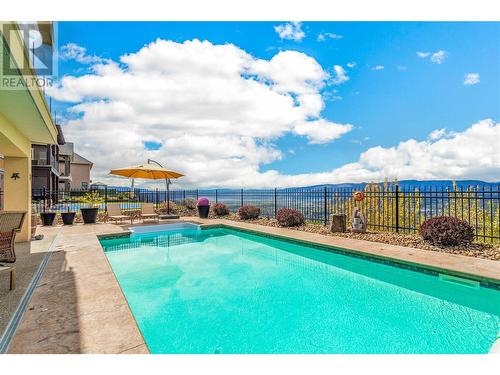 1756 Birkdale Avenue, Kelowna, BC - Outdoor With In Ground Pool