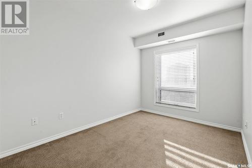 903 902 Spadina Crescent E, Saskatoon, SK - Indoor Photo Showing Other Room