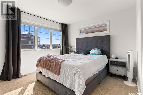 5660 Prefontaine Avenue, Regina, SK - Indoor Photo Showing Bedroom