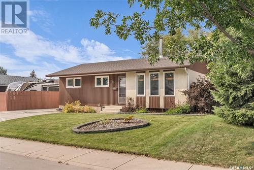 39 Peeling Avenue, Saskatoon, SK - Outdoor