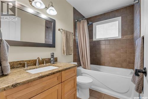 39 Peeling Avenue, Saskatoon, SK - Indoor Photo Showing Bathroom