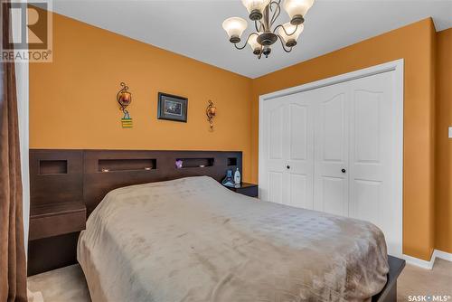 39 Peeling Avenue, Saskatoon, SK - Indoor Photo Showing Bedroom