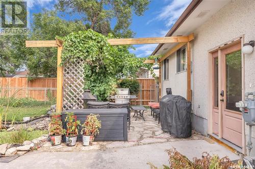 39 Peeling Avenue, Saskatoon, SK - Outdoor With Deck Patio Veranda