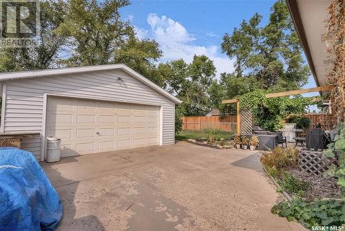 39 Peeling Avenue, Saskatoon, SK - Outdoor With Exterior