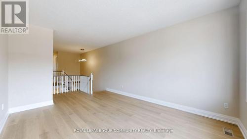 129 Primeau Drive, Aurora, ON - Indoor Photo Showing Other Room