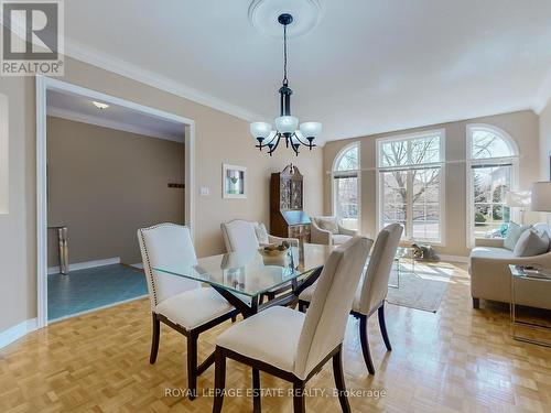 1 Kootenay Ridge, Vaughan, ON - Indoor Photo Showing Dining Room