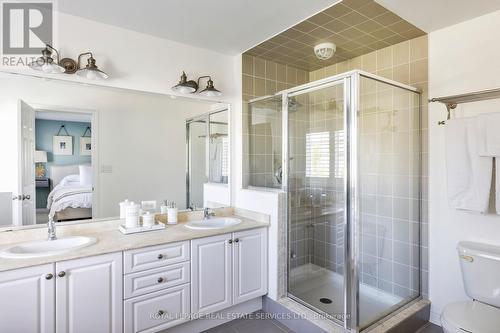 2037 Trawden Way, Oakville, ON - Indoor Photo Showing Bathroom