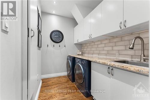 4232 Armitage Avenue, Ottawa, ON - Indoor Photo Showing Laundry Room