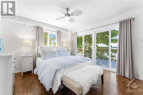 4232 Armitage Avenue, Ottawa, ON - Indoor Photo Showing Bedroom