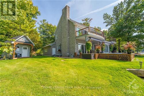 4232 Armitage Avenue, Ottawa, ON - Outdoor With Deck Patio Veranda