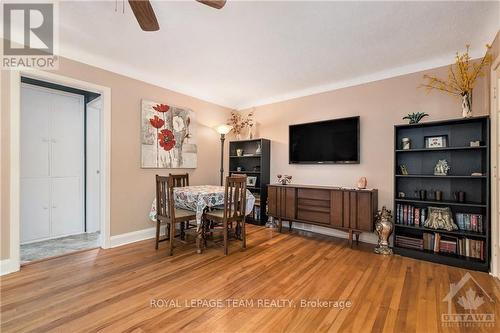 42 Cote Des Neiges Road, Ottawa, ON - Indoor Photo Showing Dining Room