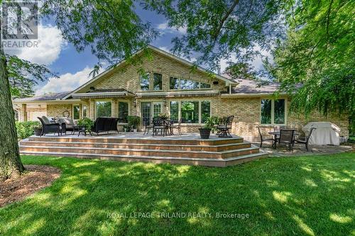 3045 Catherine Street, Thames Centre (Dorchester), ON - Outdoor With Deck Patio Veranda