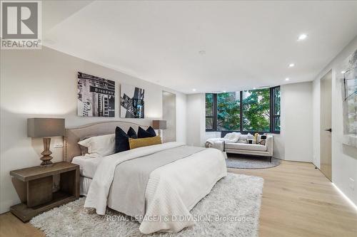 404 - 1166 Bay Street, Toronto (Bay Street Corridor), ON - Indoor Photo Showing Bedroom