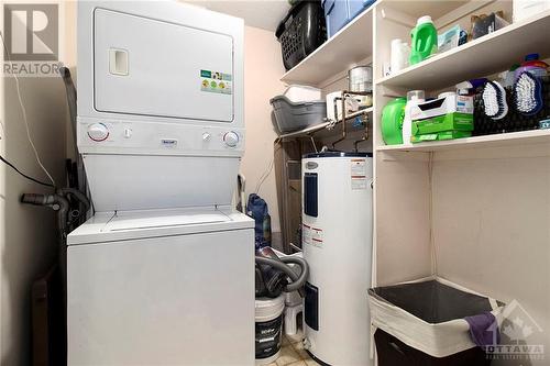 B - 6718 Jeanne D'Arc Boulevard, Orleans - Convent Glen And Area (2005 - Convent Glen North), ON - Indoor Photo Showing Laundry Room