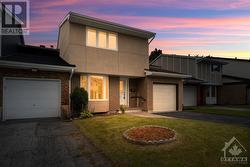 2560 HUNTERS POINT CRESCENT  Ottawa, ON K1T 2A2