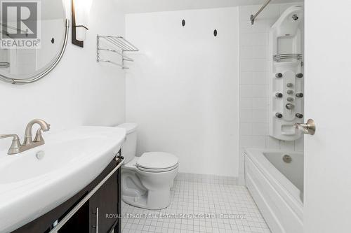 2014 - 1001 Bay Street, Toronto (Bay Street Corridor), ON - Indoor Photo Showing Bathroom