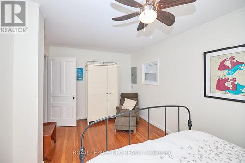 401 Maplewood Avenue, Fort Erie, ON - Indoor Photo Showing Bedroom