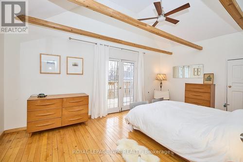 401 Maplewood Avenue, Fort Erie, ON - Indoor Photo Showing Bedroom