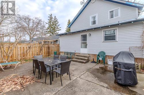 401 Maplewood Avenue, Fort Erie, ON - Outdoor With Deck Patio Veranda With Exterior