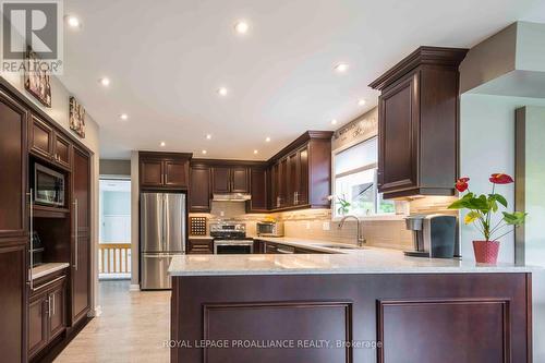 200 Riverside Parkway, Quinte West, ON - Indoor Photo Showing Kitchen With Upgraded Kitchen