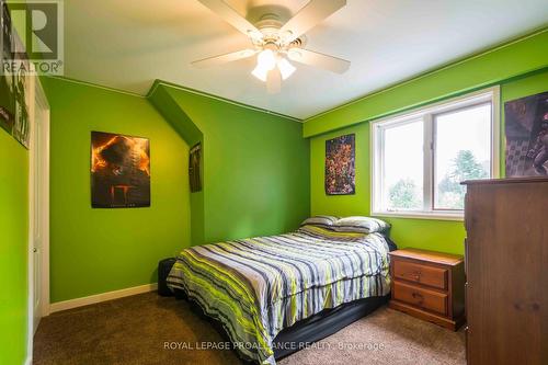 200 Riverside Parkway, Quinte West, ON - Indoor Photo Showing Bedroom