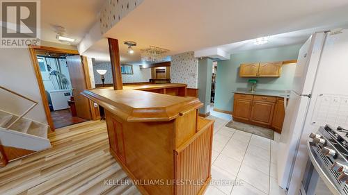 214 Buckingham Street, London, ON - Indoor Photo Showing Kitchen