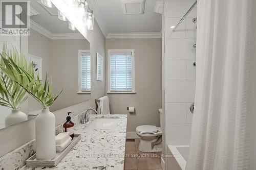 270 Felan Avenue, Oakville (Old Oakville), ON - Indoor Photo Showing Bathroom