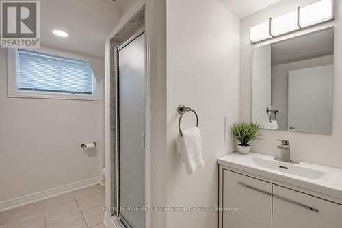 270 Felan Avenue, Oakville, ON - Indoor Photo Showing Bathroom