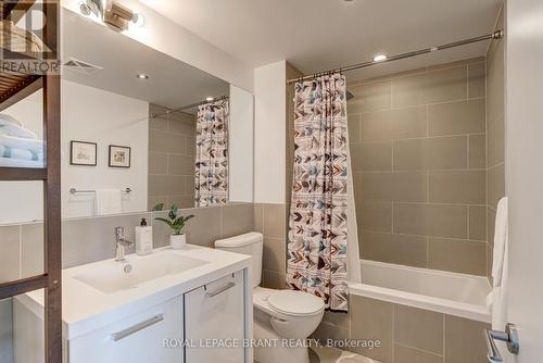 #414 - 319 Carlaw Avenue, Toronto (South Riverdale), ON - Indoor Photo Showing Bathroom