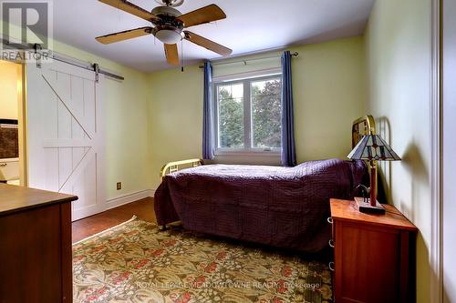 6824 10Th Line, New Tecumseth, ON - Indoor Photo Showing Bedroom