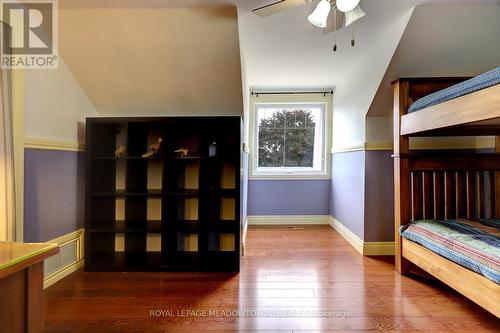 6824 10Th Line, New Tecumseth, ON - Indoor Photo Showing Bedroom