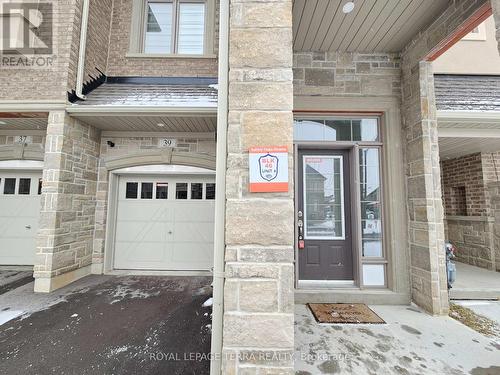 39 Dalbeattie Drive, Brampton (Bram West), ON - Outdoor