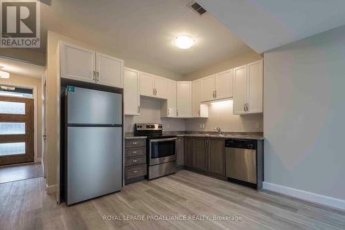 69 Ledgerock Court, Belleville, ON - Indoor Photo Showing Kitchen